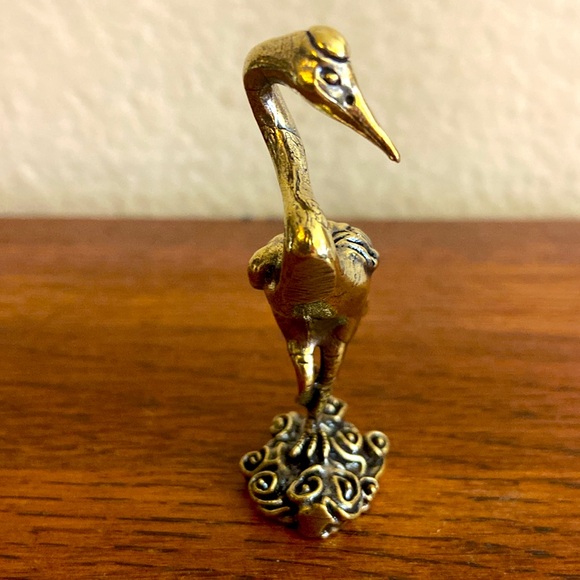 NEW BRASS MINI CRANE FIGURINE - Picture 2 of 6